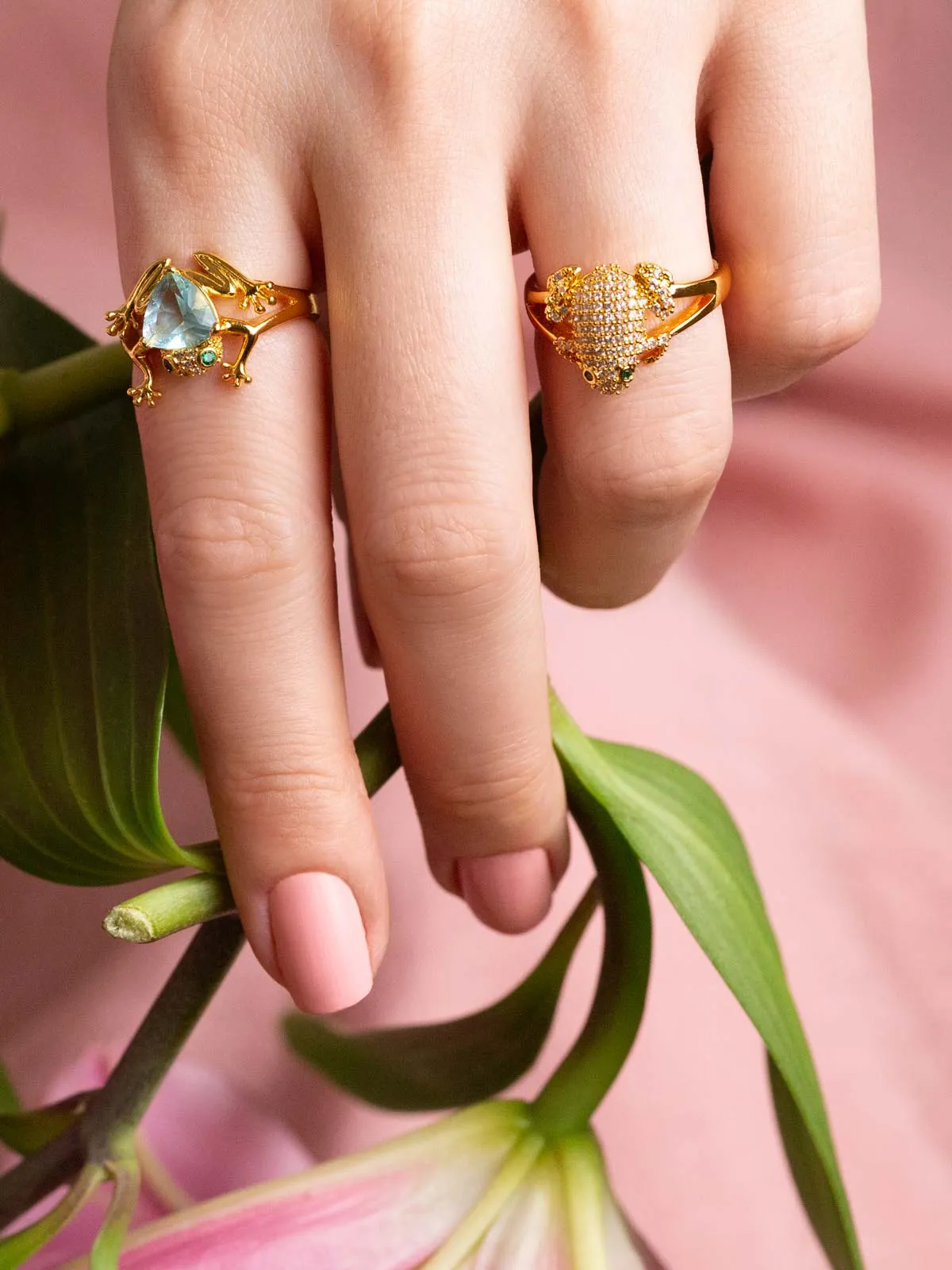Frog Ring With Aquamarine Stone