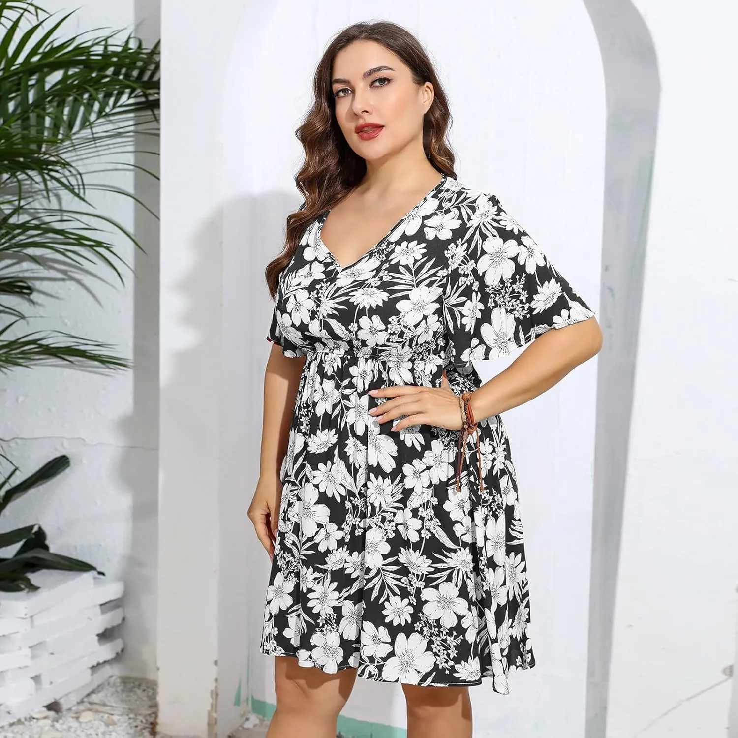 IDOPIP Plus Size Dress for Curvy Women Summer Floral V Neck Mini Dress Casual A Line Sundress Oversized Wedding Guest Outfit