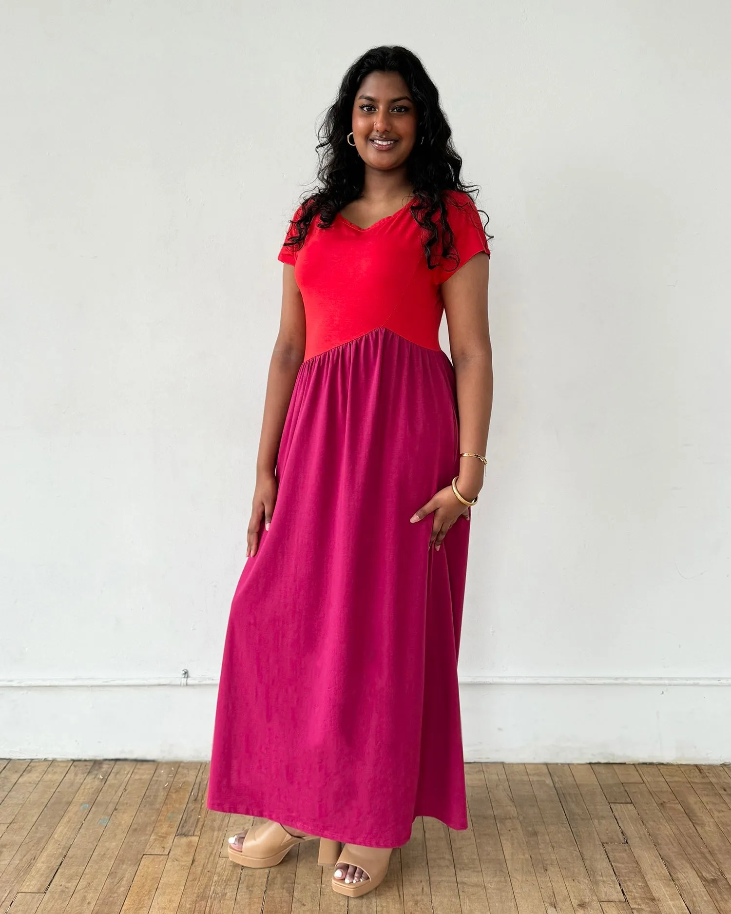 NORAH dress in Bright Ruby/Garnet Pink